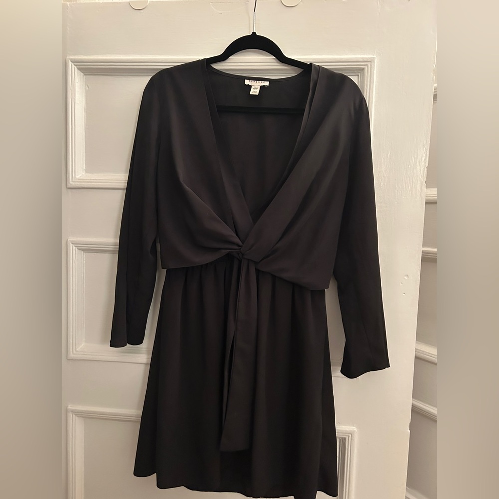 TOPSHOP Dress in Black